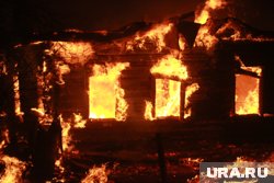 Сообщение о пожаре поступило спасателям в одиннадцатом часу вечера 11 августа