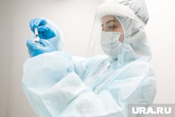 Поздняков заявил, что в качестве профилактики нужно поставить обязательную прививку от гриппа
