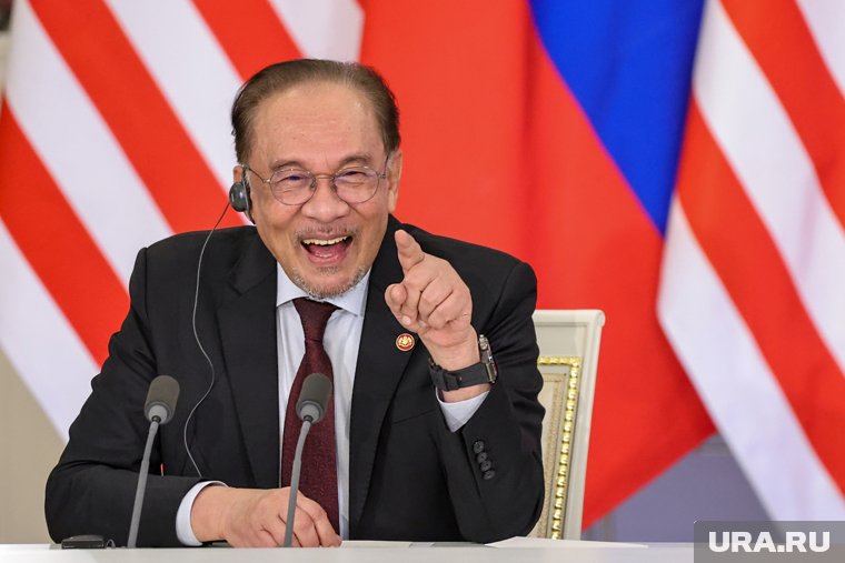 Премьер-министр Малайзии Анвар Ибрагим остался очень доволен разговором с российским лидером