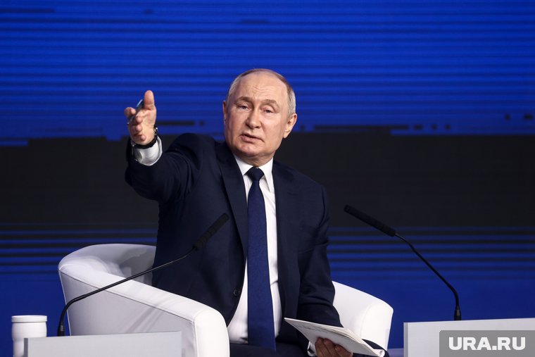 Владимир Путин рассказал, чтобы он сделал с золотой рыбкой