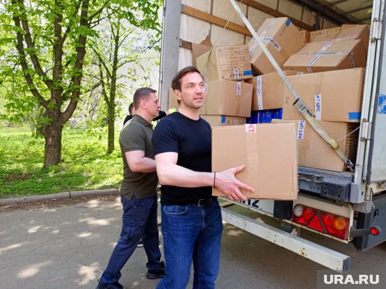 Алексей Лошкин привез в Ясиноватую собранную челябинцами помощь