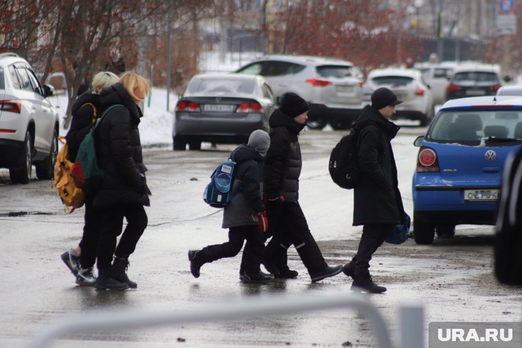 В программе одного из федеральных телеканалов вышел сюжет о вывозе детей в иностранные государства