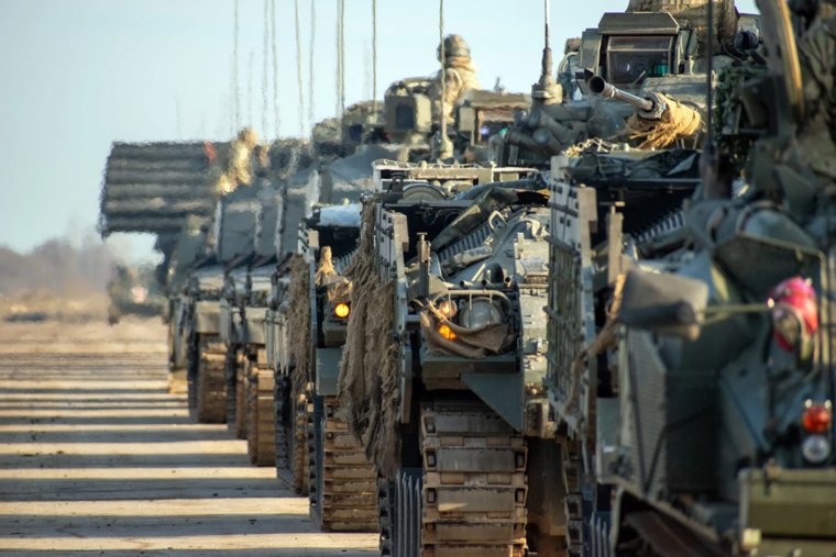 Европа надеется, что рост военных расходов даст толчок развитию промышленности, полагает политолог