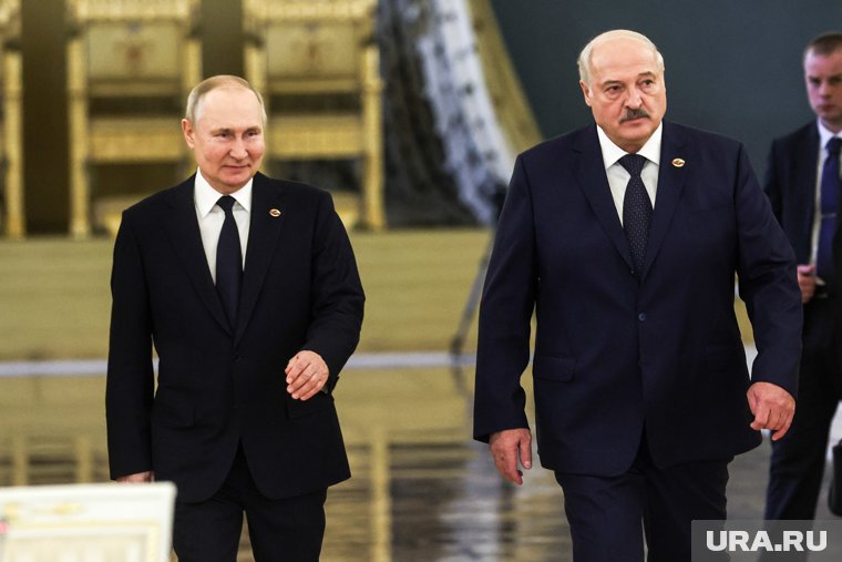 Лукашенко намерен подарить Путину белорусский сыр