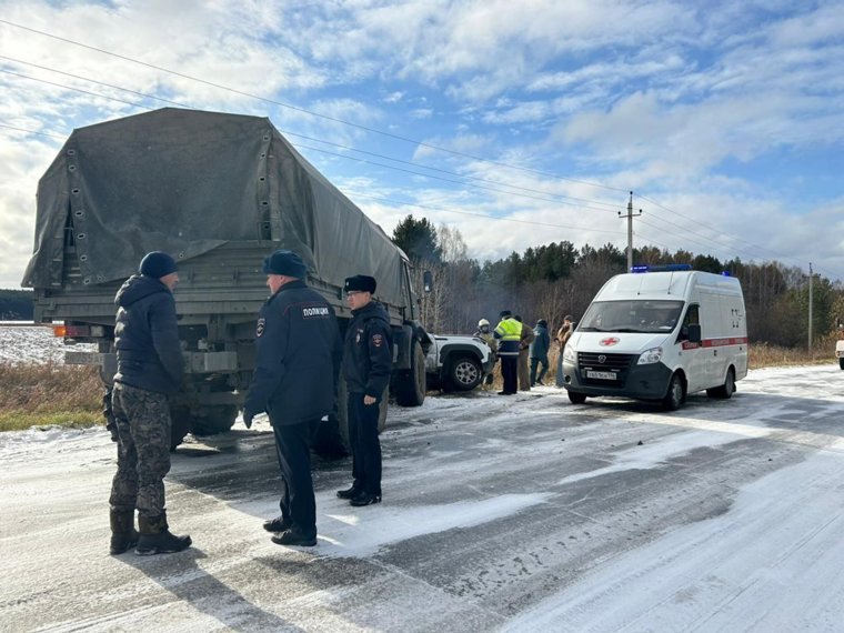 Водитель легковушки погиб до приезда врачей