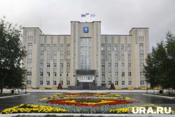 Администрация Ноябрьска объяснила, почему не ремонтируют дорогу