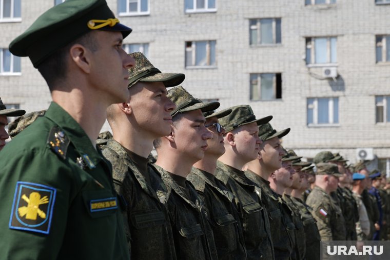 В ГД прокомментировали закон о круглогодичном призыве в армию