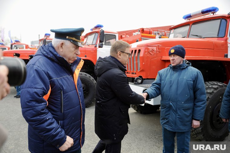 Десять пожарных машин были переданы в ОГУ «Противопожарная служба Челябинской области»