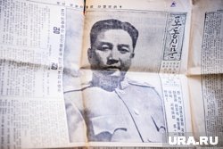 Медведев вручил Ким Чен Ыну письмо Ким Ир Сена Сталину в Пхеньяне