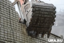 Дом должны снести в течение двух лет