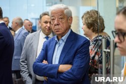 Александр Левин переизбран председателем Общественной палаты региона  