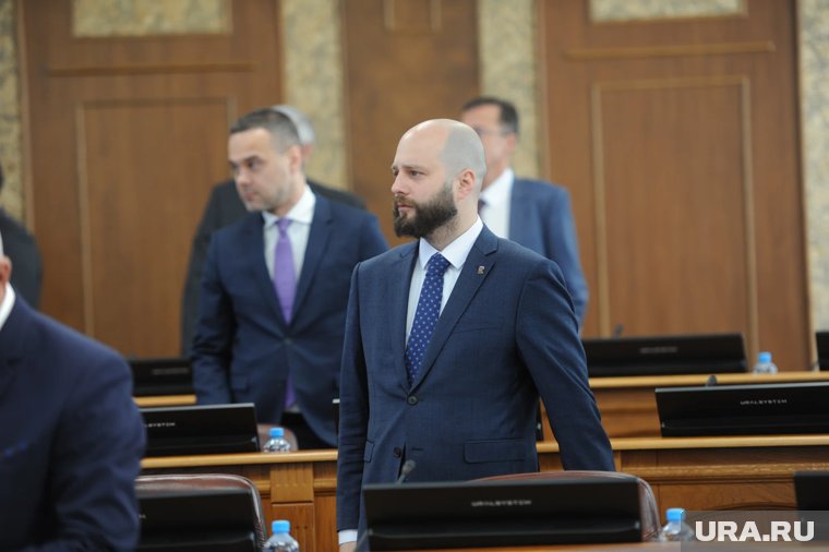 Все народные избранники нашли себе дело по интересам