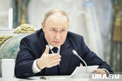 Путин подчеркнул, что в лице России многие видят оплот традиционных ценностей