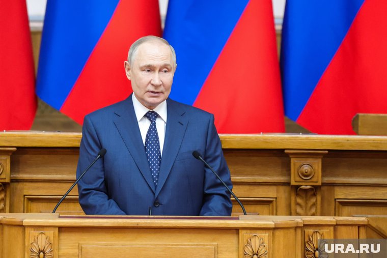 Путин отметил, что обстановка в ходе переговоров с Си Цзиньпином была дружественной