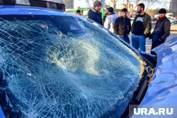 Водитель влетел в припаркованные машины (архивное фото)