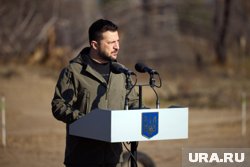 Зеленский заявил, что все решения по Украине должны приниматься только с ее участием