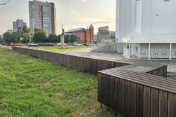 В знаковых местах города участки теплосети прячут в декоративные короба