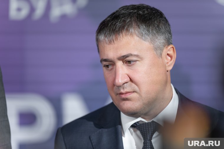 Махонин напомнил зрителям, что первая битва роботов прошла в Перми