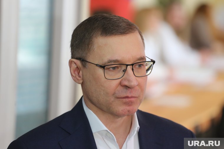 Владимир Якушев отметил заслуги тюменцев