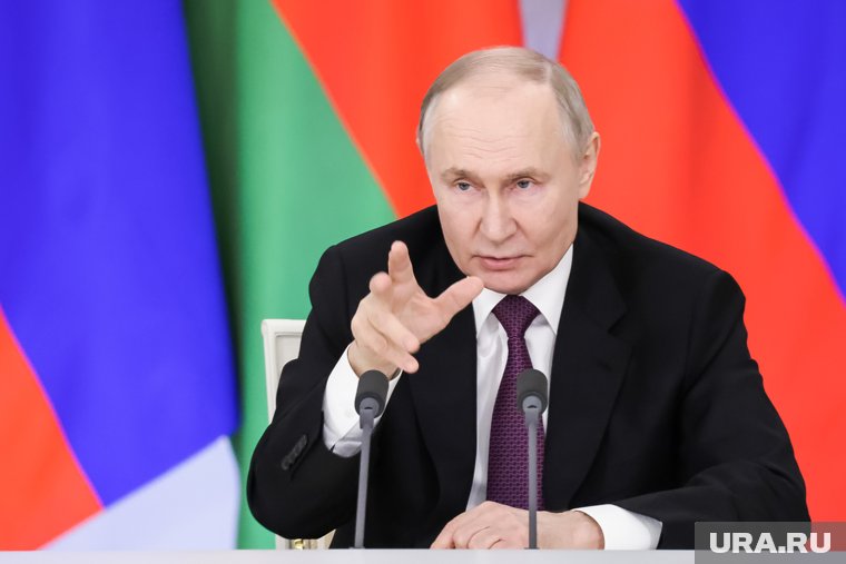 Президент Владимир Путин поддержал создание Всероссийской службы помощи семье