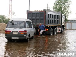 Из-за затопленной дороги жители Магнитогорска не смогут добраться до своих дач 