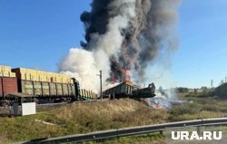 Страшная авария с участием грузовика и поезда случилась в Смоленской области: что известно к этому часу