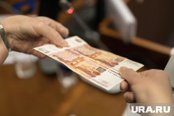 Каждая десятая компания в России в последний раз поднимала зарплату год или два назад