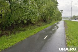 На шоссе Тюнина стало меньше скамеек