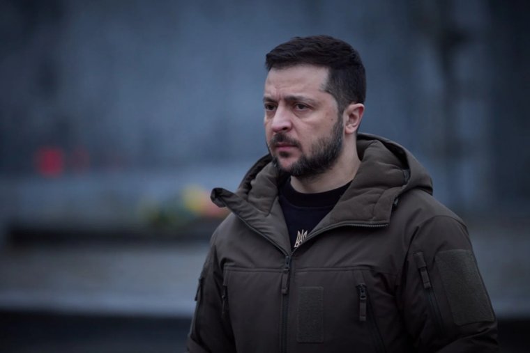 Владимир Зеленский после встречи «коалиции желающих» в Париже пожаловался на слабое производство оружия в Европе