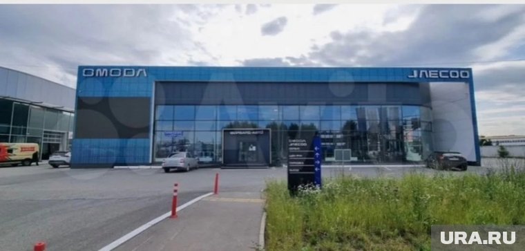В структуре здания предусмотрены шоу-рум, ремонтная зона, а также офисные и вспомогательные помещения