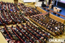 Контрактники, избранные в органы власти, могут увольняться или приостанавливать службу для работы в госорганах
