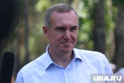 Земляки порадовали губернатора ХМАО Руслана Кухарука креативными подарками