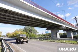 Курганцам придется снизить скорость на Омском мосту