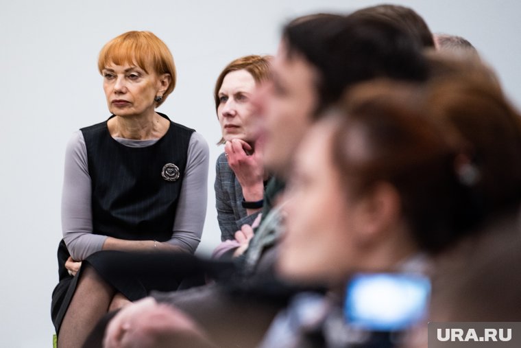 Сама Людмила Телень в суд не пришла