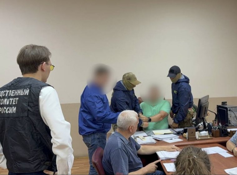 Начальника снабжения завода «Корвет» задержали прямо в ходе совещания