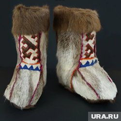Обувь из оленьей шкуры будет согревать и носиться многие годы 
