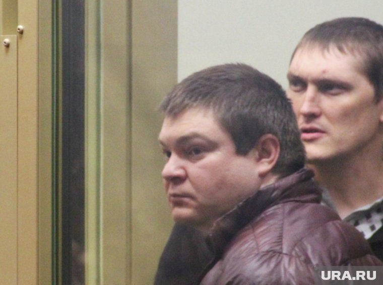 Подсудимые Сергей Цапок (слева) и Владимир Алексеев по кличке «Беспредел»