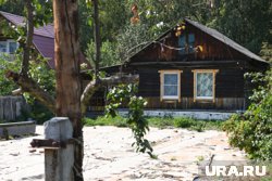 Зимой преступники нередко обворовывают дачные дома, оставшиеся без присмотра хозяев (архивное фото)