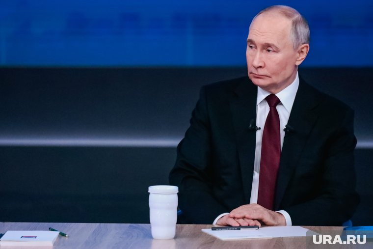 Путин заявил, что Зеленский вреден для ВСУ