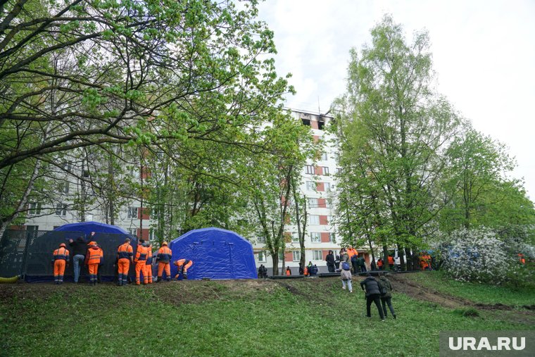 Жилой дом поврежден в Токмаке из-за обстрелов ВСУ