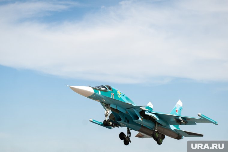 Подполковник Александр Антонов направил подбитую машину в колонну вражеских танков