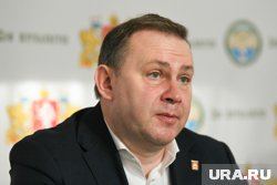 Владислав Пинаев пожелал металлургам новых профессиональных достижений 