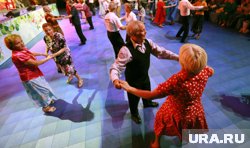 Челябинских пенсионеров зовут потанцевать 