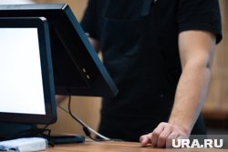 Оплатить товары в магазинах можно только за наличные средства