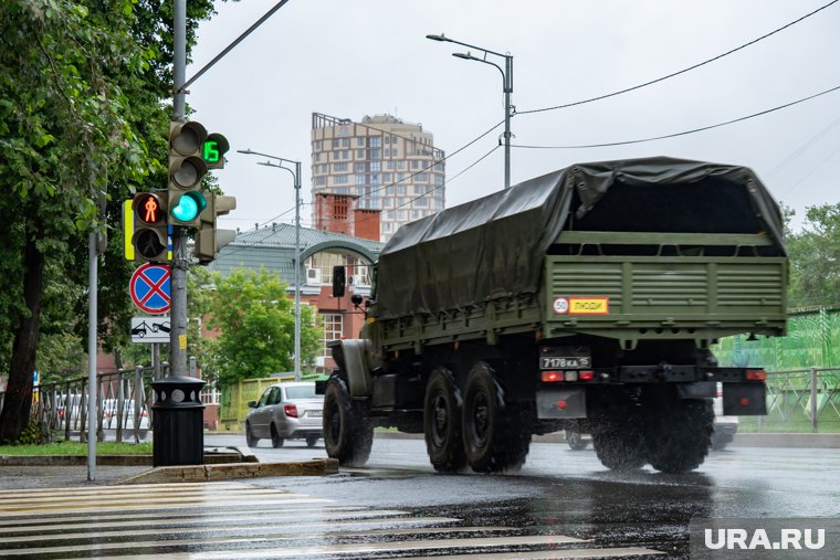 Военкор "Тринадцатый" рассказал, что бойцы ЧВК Вагнер направляются в Курскую область для борьбы с ВСУ