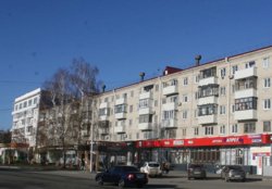В этом доме был легендарный универсам
