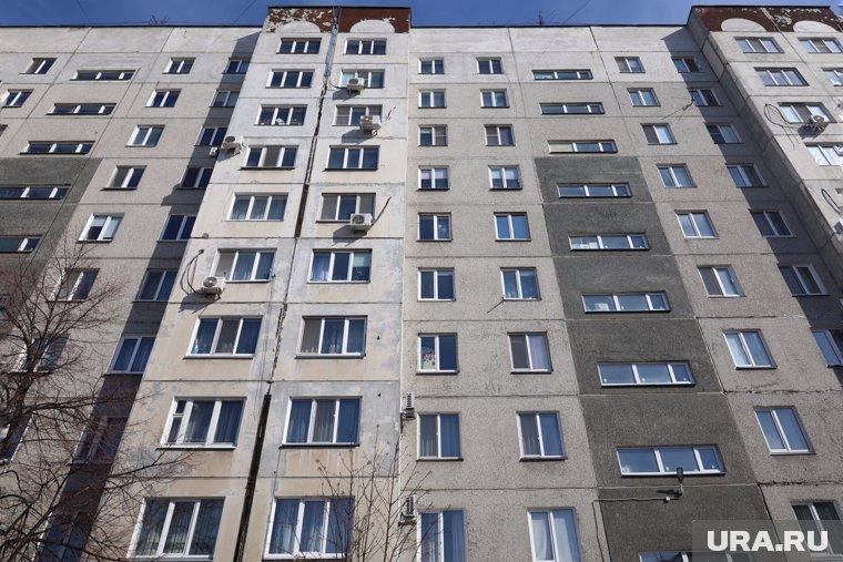 В Челябинске на ЧМЗ брежневки продаются по 47-100 тысяч рублей за квадрат 