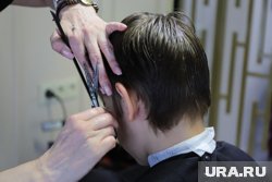 Парикмахерам в Кургане обещают высокую зарплату