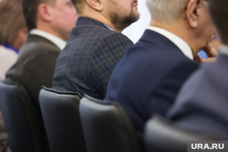 Десяткам политтехнологов не удается выправить ситуацию в Коми