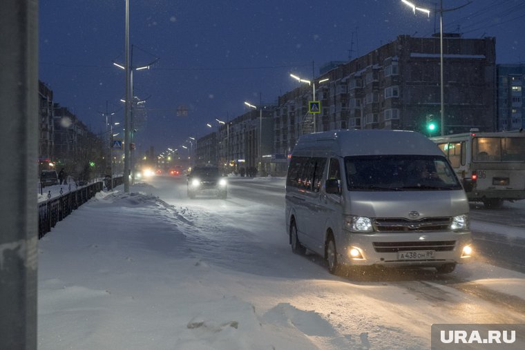 Власти Нового Уренгоя вышли на дежурства, чтобы проследить за работой коммунальных служб